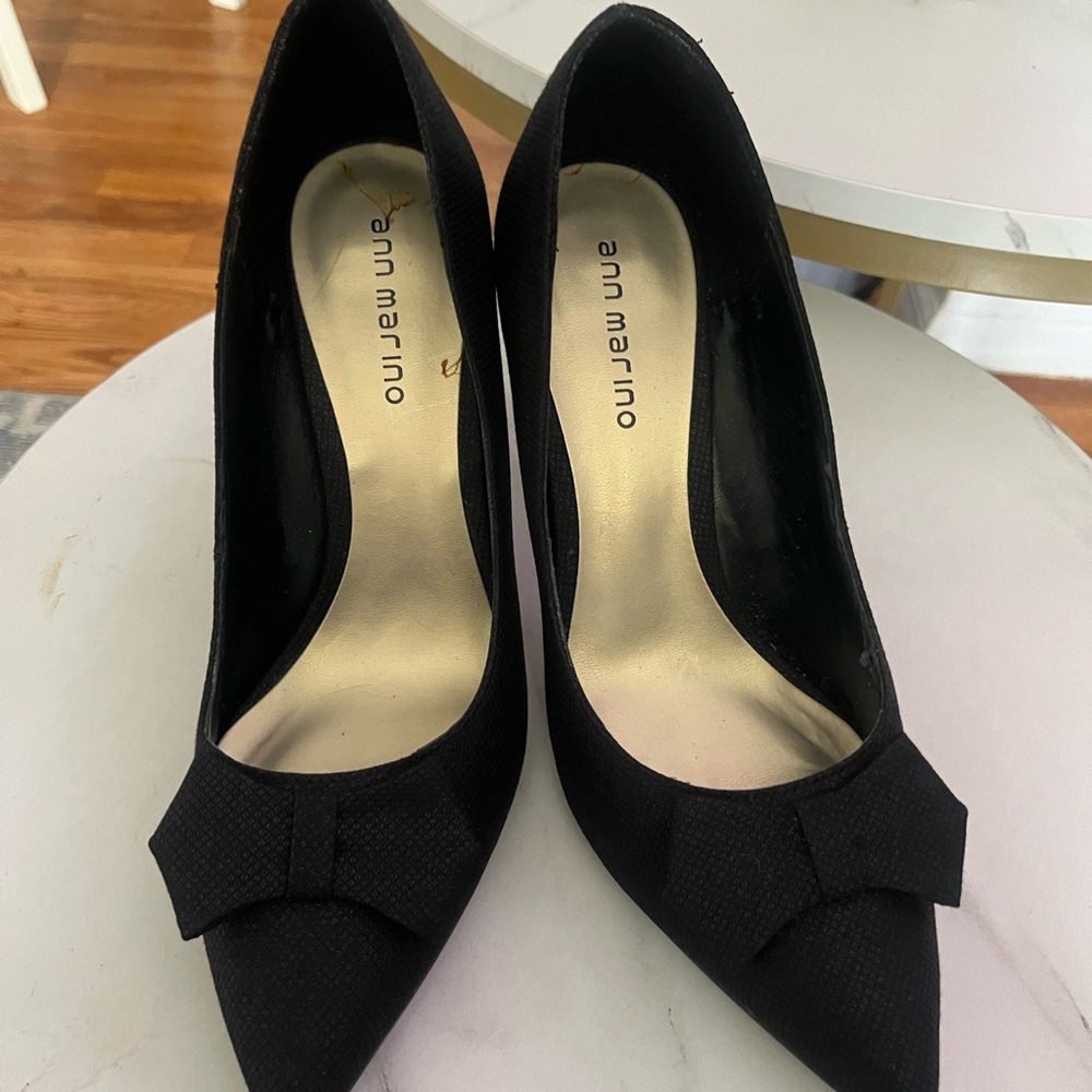 Ann Marino short heels